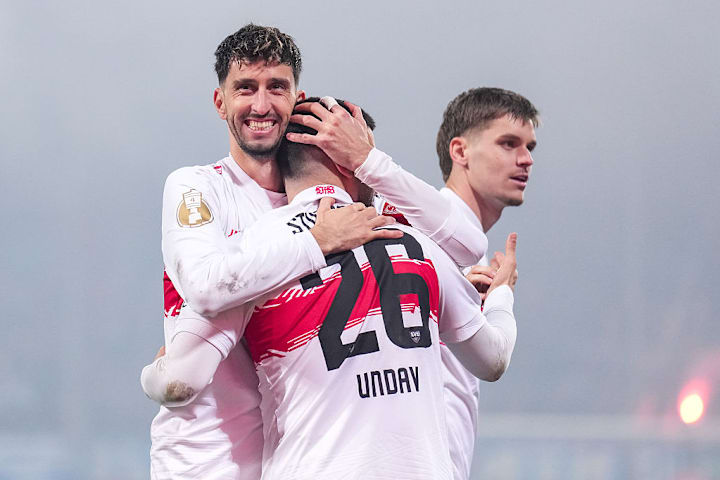 Deniz Undav, Atakan Karazor