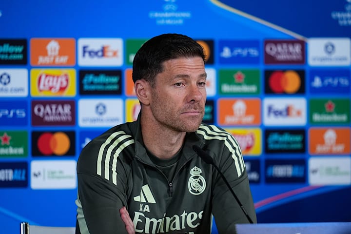 Für Xabi Alonso steht offenbar sein Job auf dem Spiel