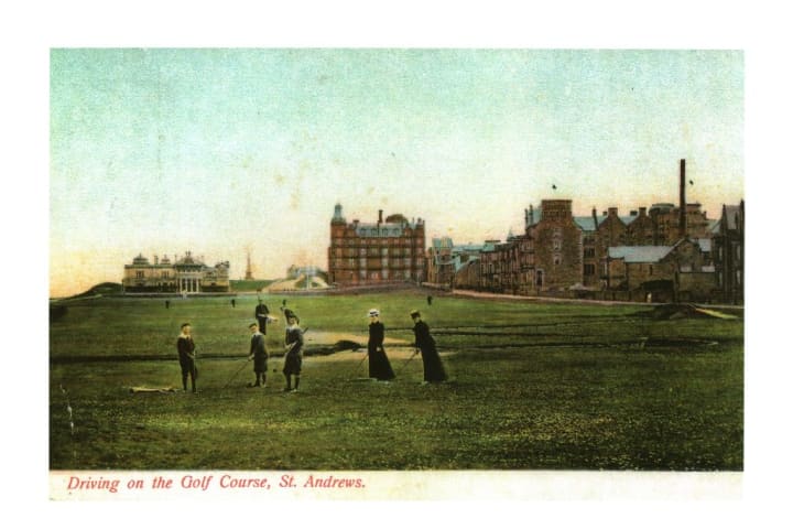 A vintage postcard of the St Andrews golf club.