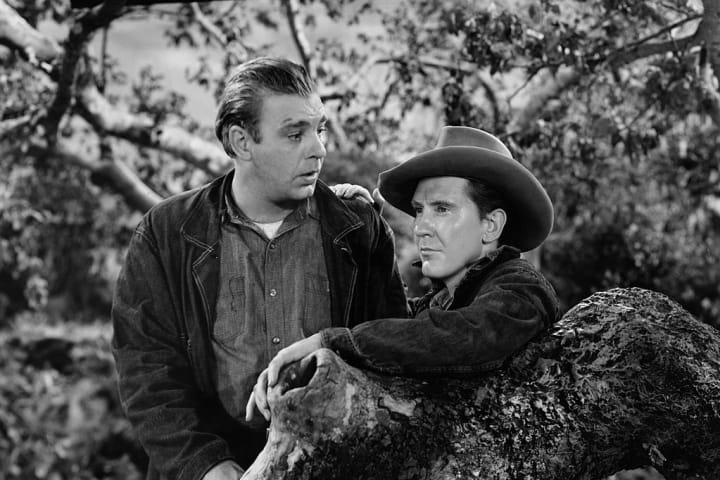 Lon Chaney, Jr. and Burgess Meredith in Of Mice and Men