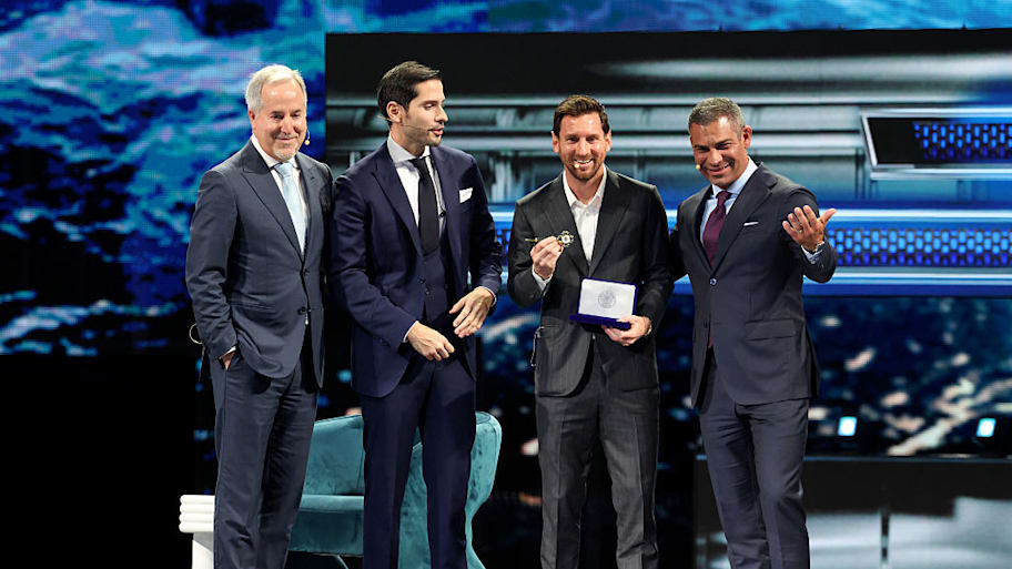 Lionel Messi presented key to the city of Miami