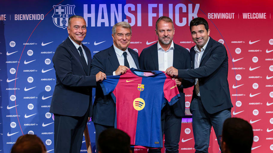 Hansi Flick during his Barcelona presentation.