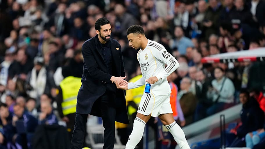 Álvaro Arbeloa, Kylian Mbappé 