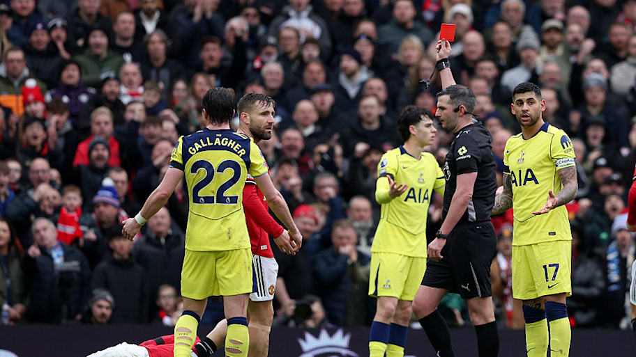 Cristian Romero is sent off against Man Utd