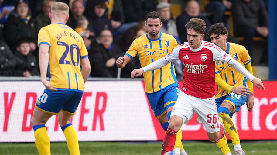 Max Dowman of Arsenal against Mansfield