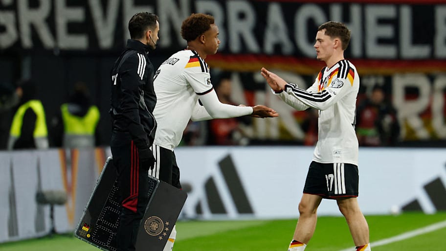 Substitution of Florian Wirtz for Germany