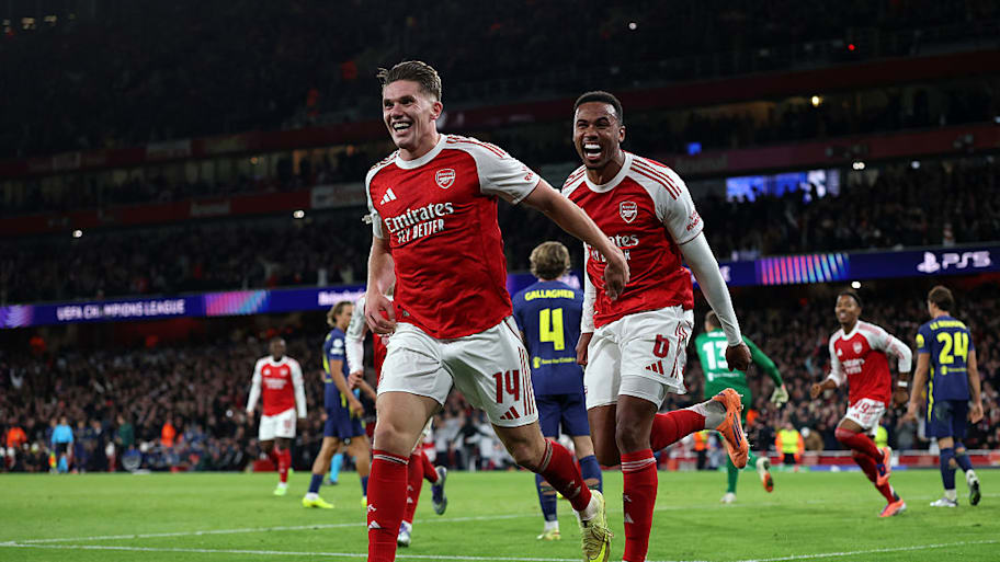 Viktor Gyökeres celebrates