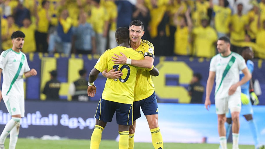 Cristiano Ronaldo celebrates