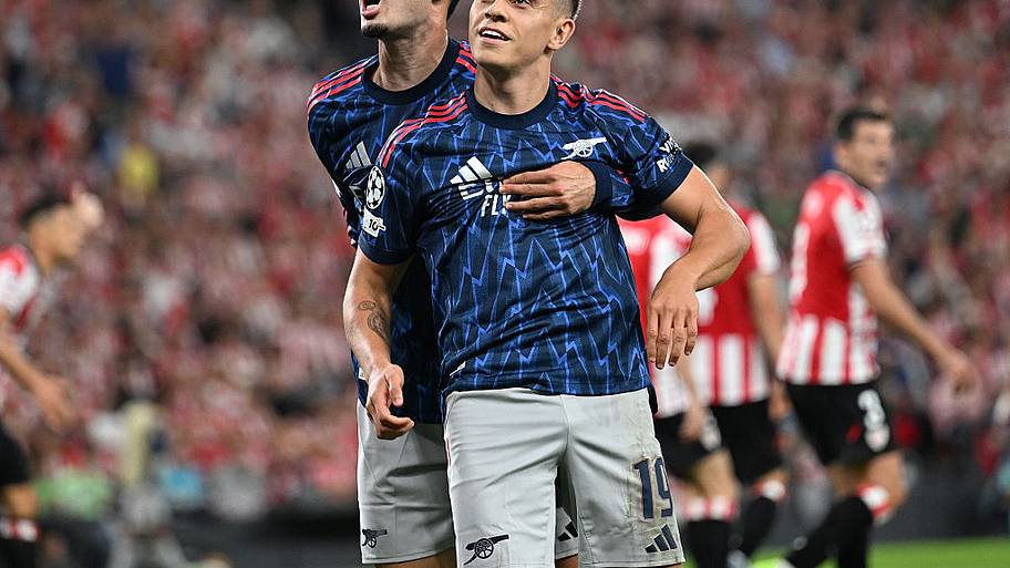 Gabriel Martinelli, Leandro Trossard
