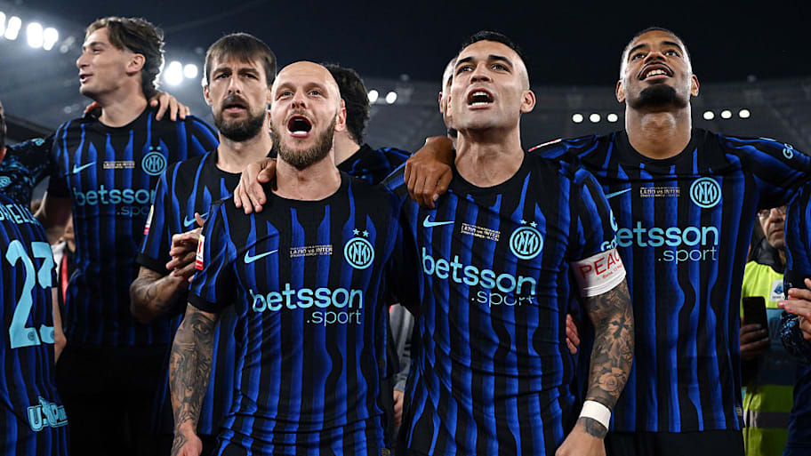 Inter celebrate winning Coppa Italia