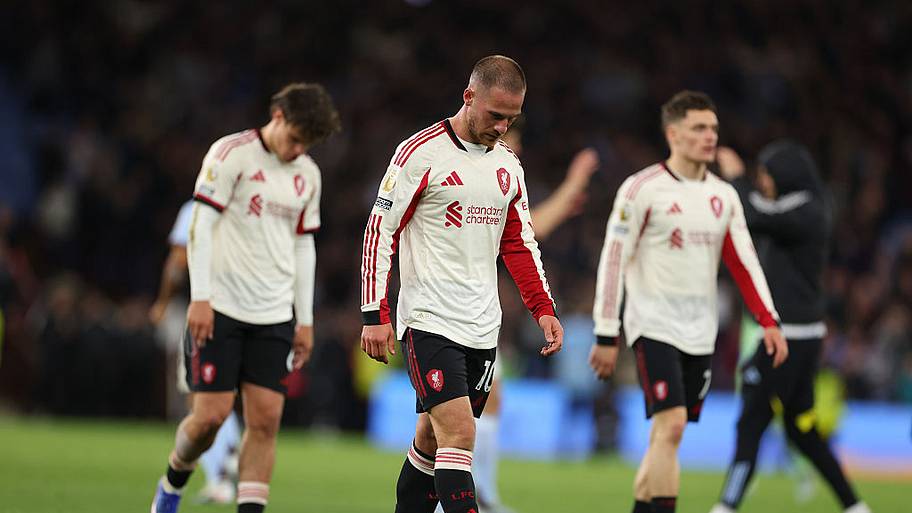 Liverpool player Alexis Mac Allister looking unhappy