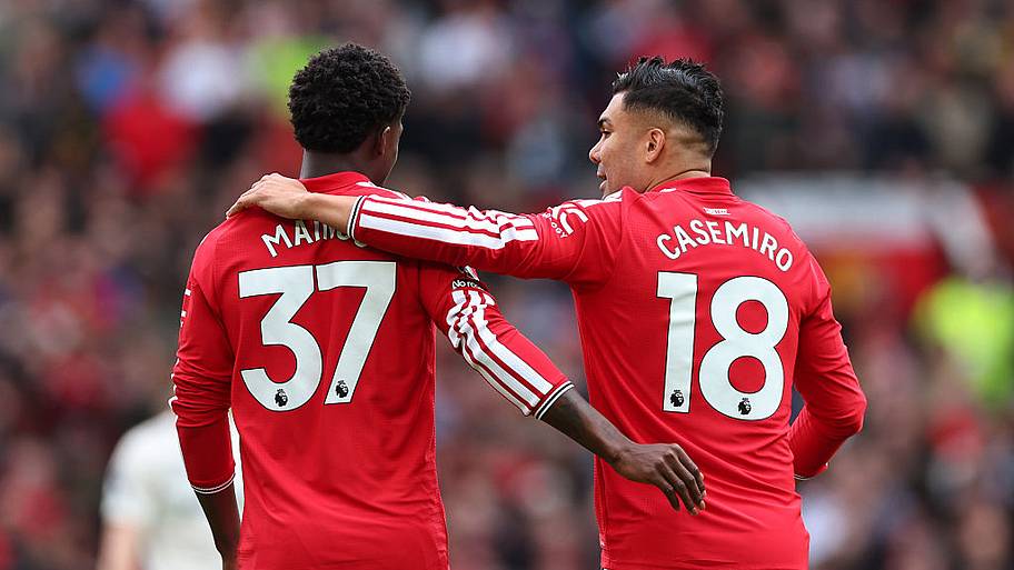Kobbie Mainoo, Casemiro