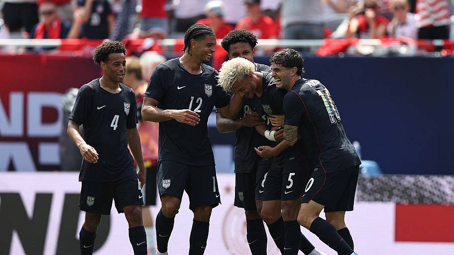 USMNT celebrate