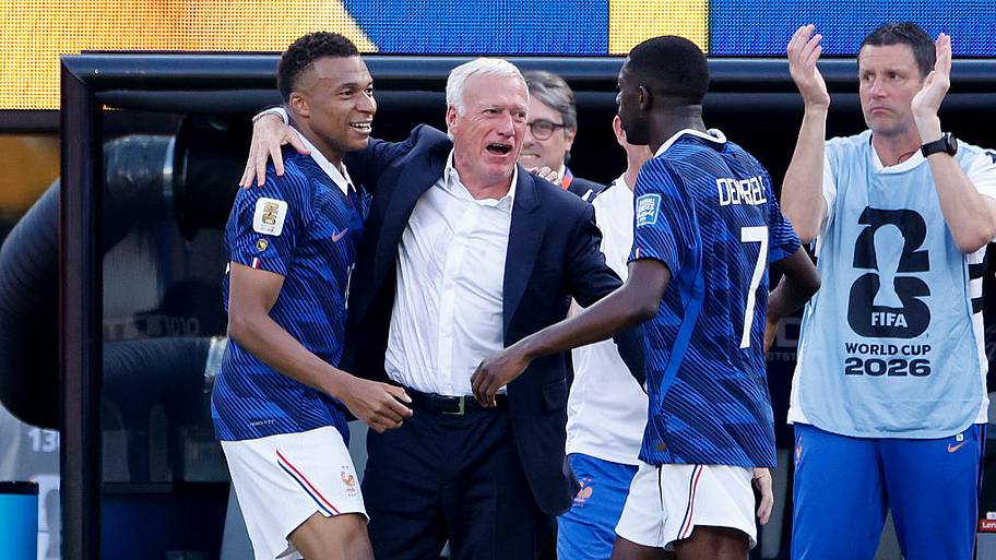 Ousmane Dembélé, Kylian Mbappé, Didier Deschamps