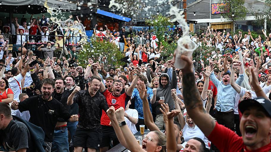 England fans back home watch DR Congo match