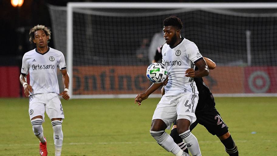 mckenzie traps the ball