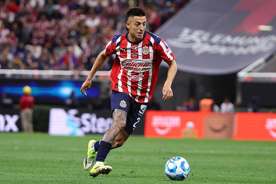 Roberto Alvarado. 