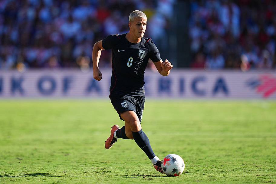 sullivan dribbling