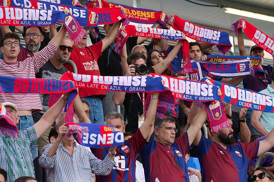 CD Eldense supporters