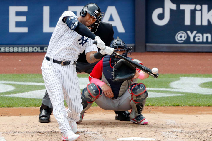 Aaron Hicks viene de jugar con los Leones del Escogido de la LIDOM para demostrar a la gerencia de los Yankees que está listo