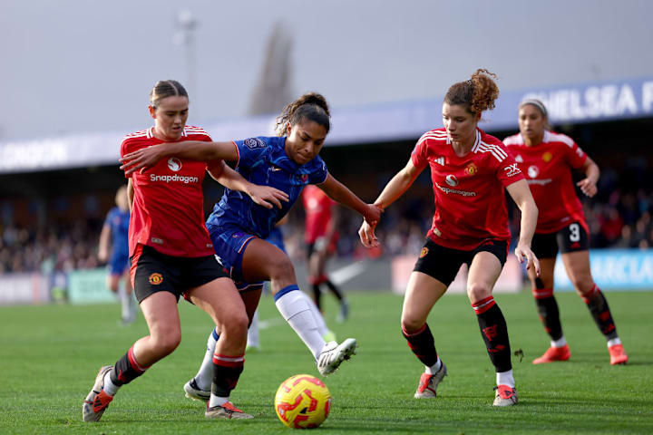 Catarina Macario, Grace Clinton, Dominique Janssen
