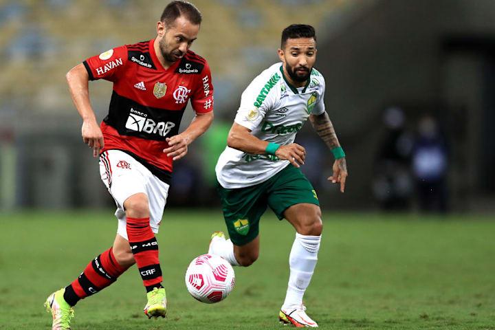 Clayson, Everton Ribeiro