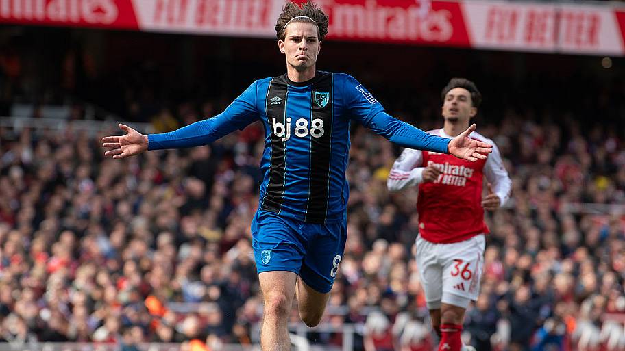 Alex Scott