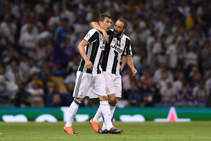 Gonzalo Higuain, Mario Mandzukic