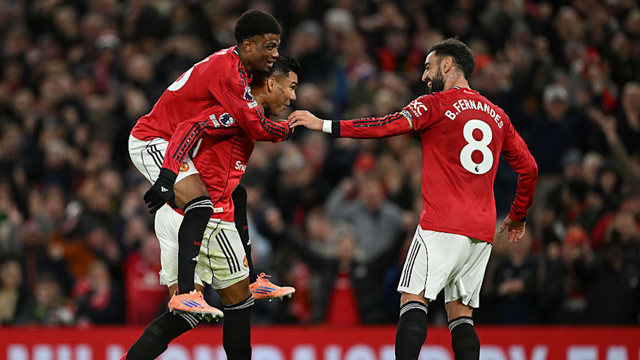 Man Utd celebrate