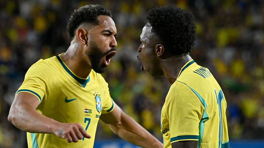 Matheus Cunha, Vinicius Jr