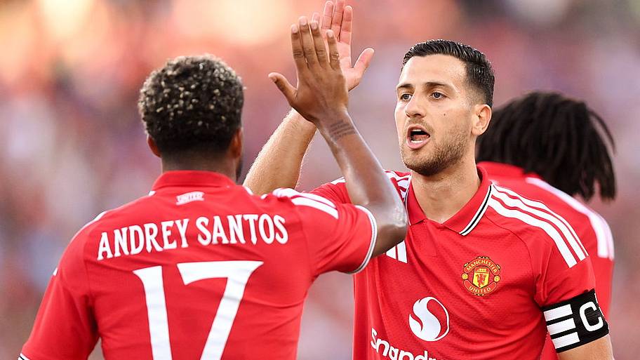 Andrey Santos, Diogo Dalot