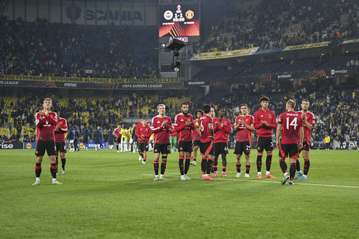 Fenerbahce v Manchester United - UEFA Europa League