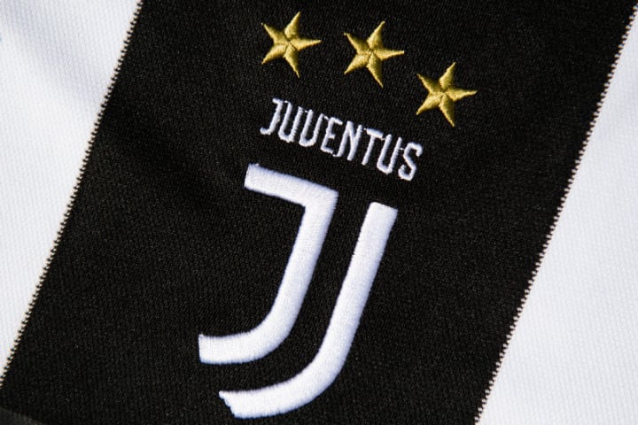 Este es el escudo de la Juventus desde 2017