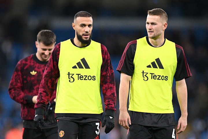 Doussair Mazraoui ، Matthijs de Ligt