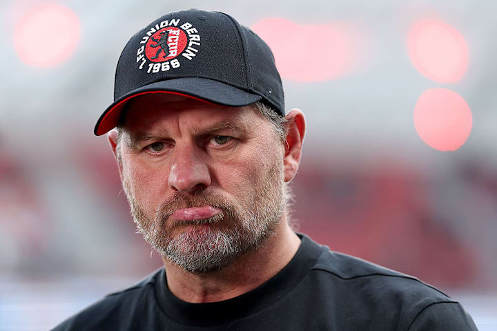 Versuchte die Beleidigungen der Union-Fans in Richtung Grimaldo zu stoppen: Steffen Baumgart