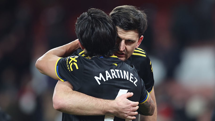 Lisandro Martínez, Harry Maguire.
