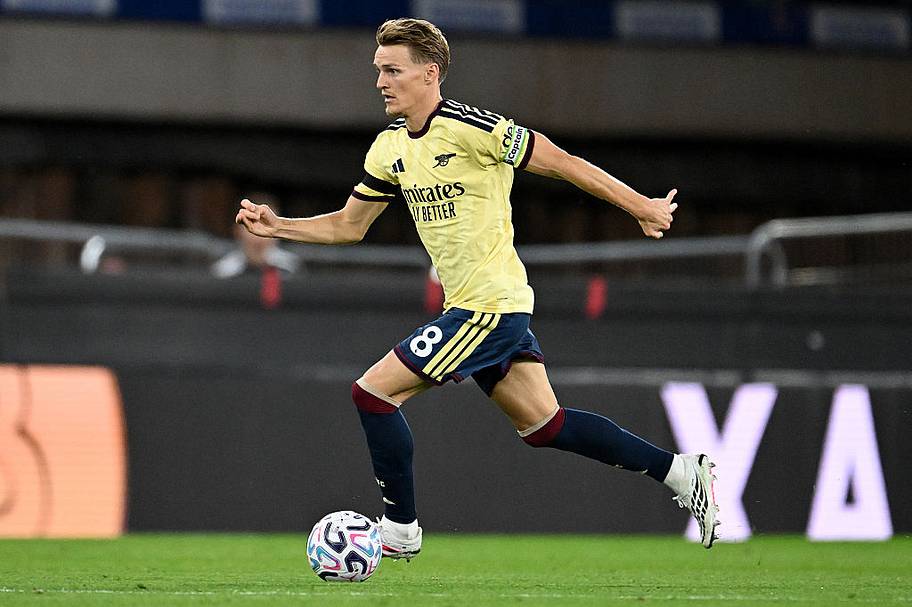 odegaard dribbling
