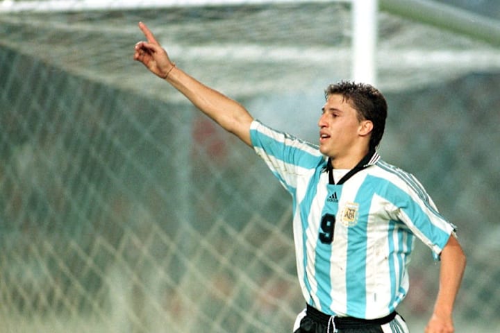 SOC-CUP-FRA98-ARG-YUG-2