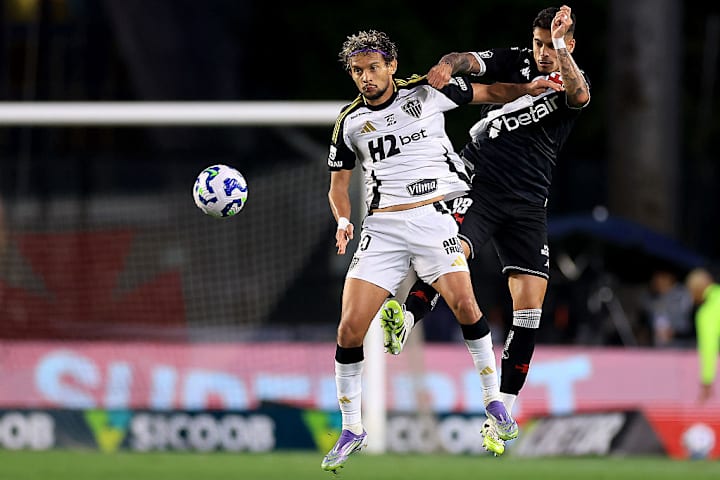 Gustavo Scarpa, Lucas Freitas