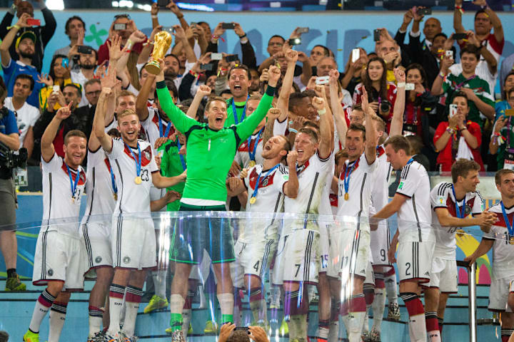 Manuel Neuer, Christoph Kramer, Miroslav Klose, Benedikt Hoewedes, Lukas Podolski, Philipp Lahm, Thomas Müller
