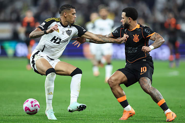 Ruan, Memphis Depay