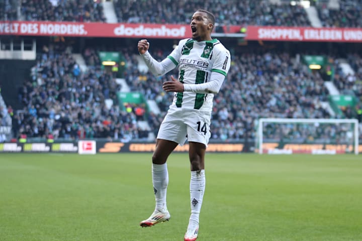 Alassane Plea
