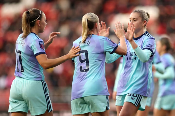 Alessia Russo, Katie McCabe, Beth Mead