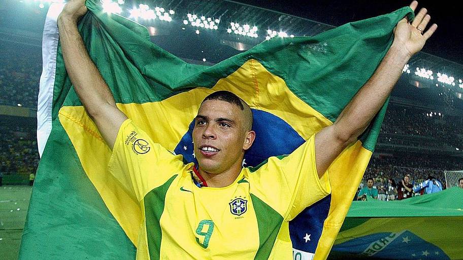 Ronaldo Názario