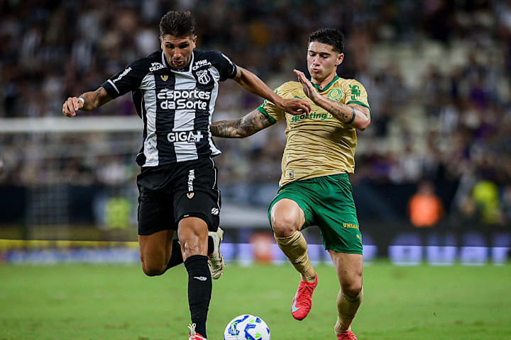 Lucas Mugni, Emiliano Martínez