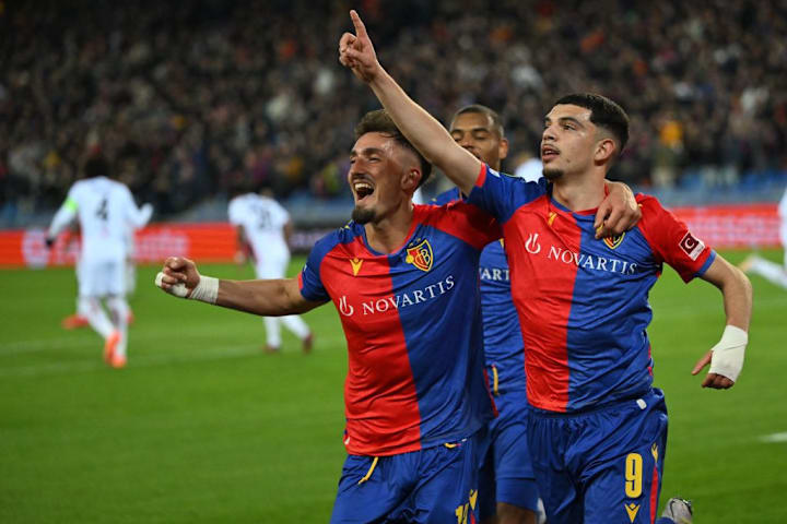  Basel x Fiorentina na Liga Conferência