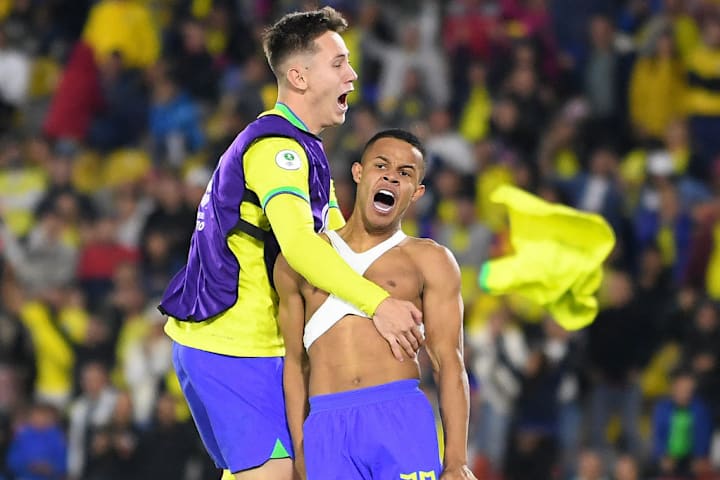 FBL-SOUTHAM-U20-BRA-URU