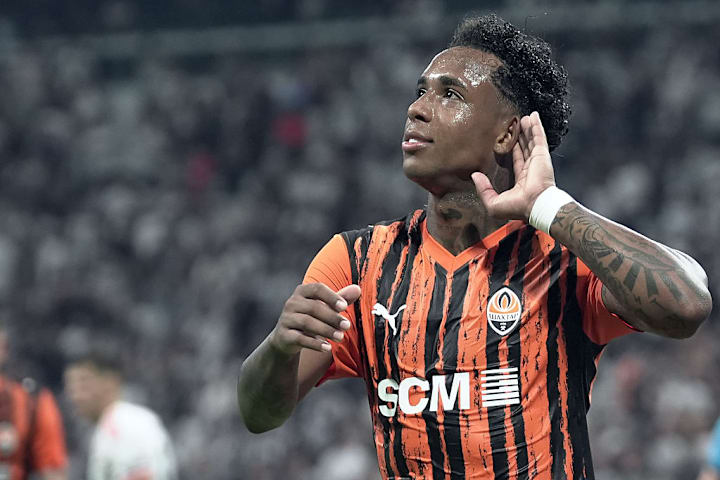 Besiktas v Shakhtar Donetsk - UEFA Europa League