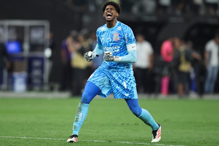 Hugo Souza