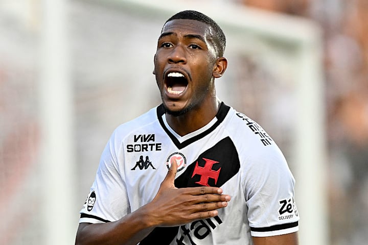 Rayan fez uma partida de almanaque no Maracanã